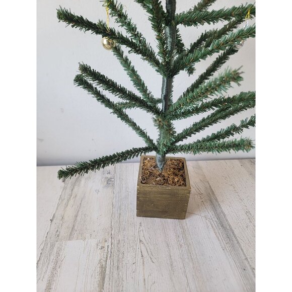 Mini farmhouse style tree pine xmas home decor tabletop figure - Picture 2 of 11